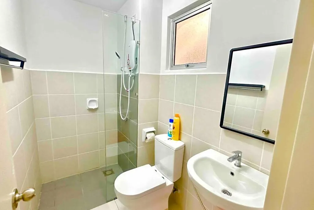 Af Homestay 2 Bedrooms 15Mins To Klia Free Wifi Netflix Sepang 0*,  Malaysia